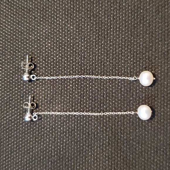 Macys White Freshwater Pearl Chain Earrings in 14k White Gold - EUC - Picture 5 of 7
